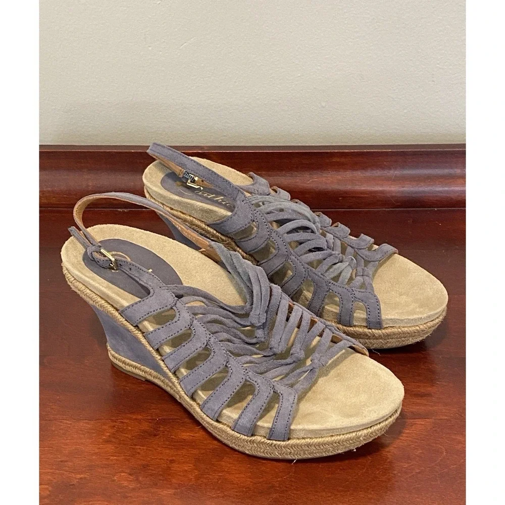 Earthics Saletta Seaport Blue Suede Leather Espadrille Wedge Size 6.5R KZ513